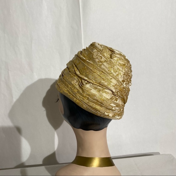 Vintage Tailored Woman Fifth Ave, 40’s Tilt Hat - Picture 3 of 11